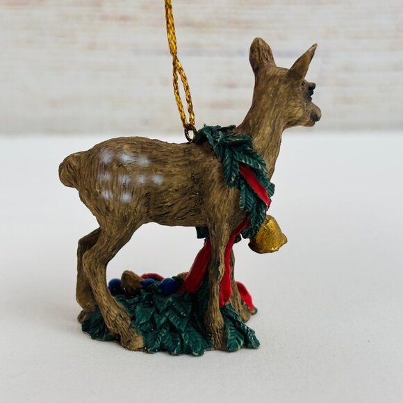 Silver Deer Tom Rubel Christmas Animals Fawn Deer with Wreath Ornament - Picture 3 of 9